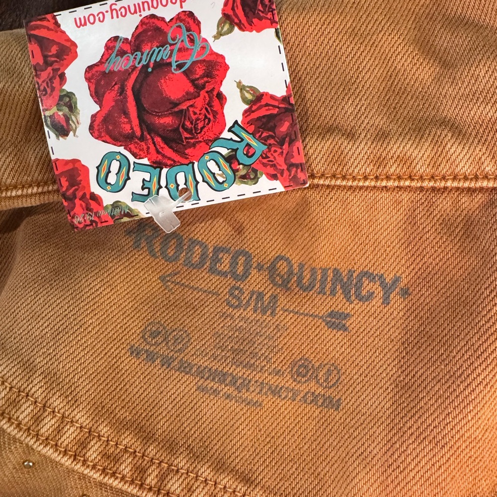 ***RARE FIND*****. Rodeo Quincy Studded Tan Jean Jacket S/M - Picture 5 of 5